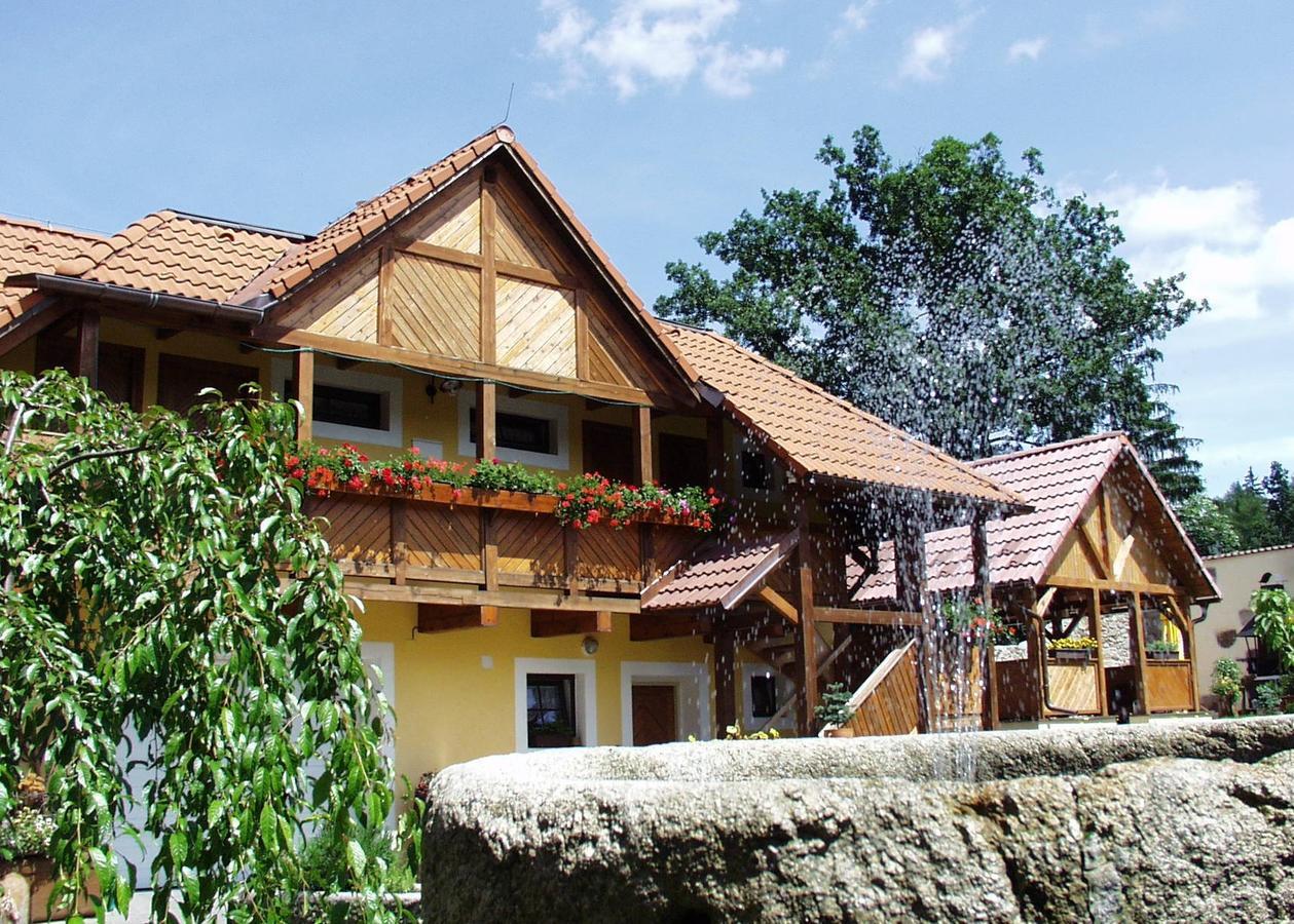 Penzion U Candru Вышши-Брод Экстерьер фото